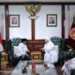 Habib Jindan mengunjungi Menteri Pertahanan Prabowo Subianto. (Dok. Tim Media Prabowo Subianto) 