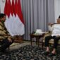 Menteri Pertahanan RI Prabowo Subianto menyambangi kediaman Wakil Presiden RI Ma’ruf Amin. (Dok. Tim Media Prabowo Subianto)
 
