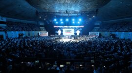 Capres nomor urut 2, Prabowo Subianto saat menghadiri acara apel akbar bersama relawan muda TKN di JCC Senayan. (Dok. TKN Prabowo Gibran)